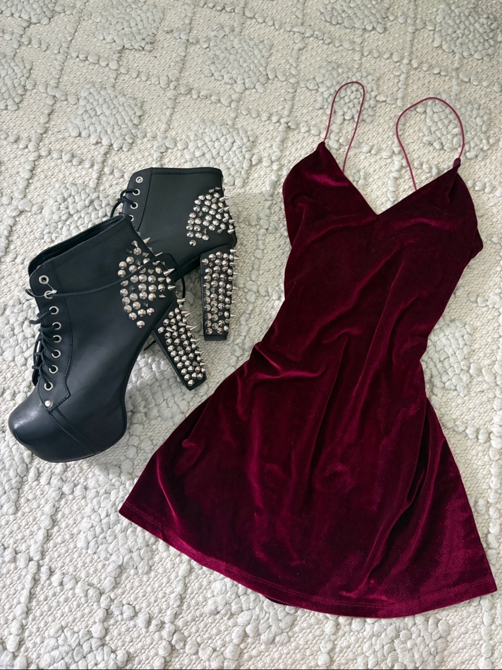 Tobi Velvet Spaghetti-Strap Mini Dress in Deep Wine